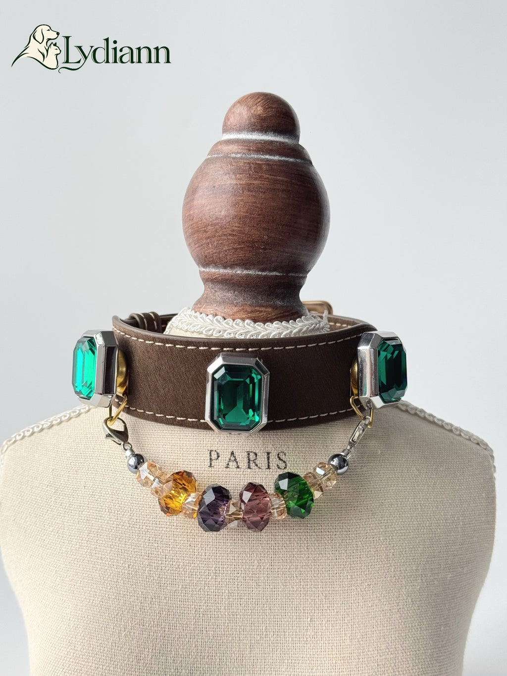 Emerald Green Agate Crystal Collar