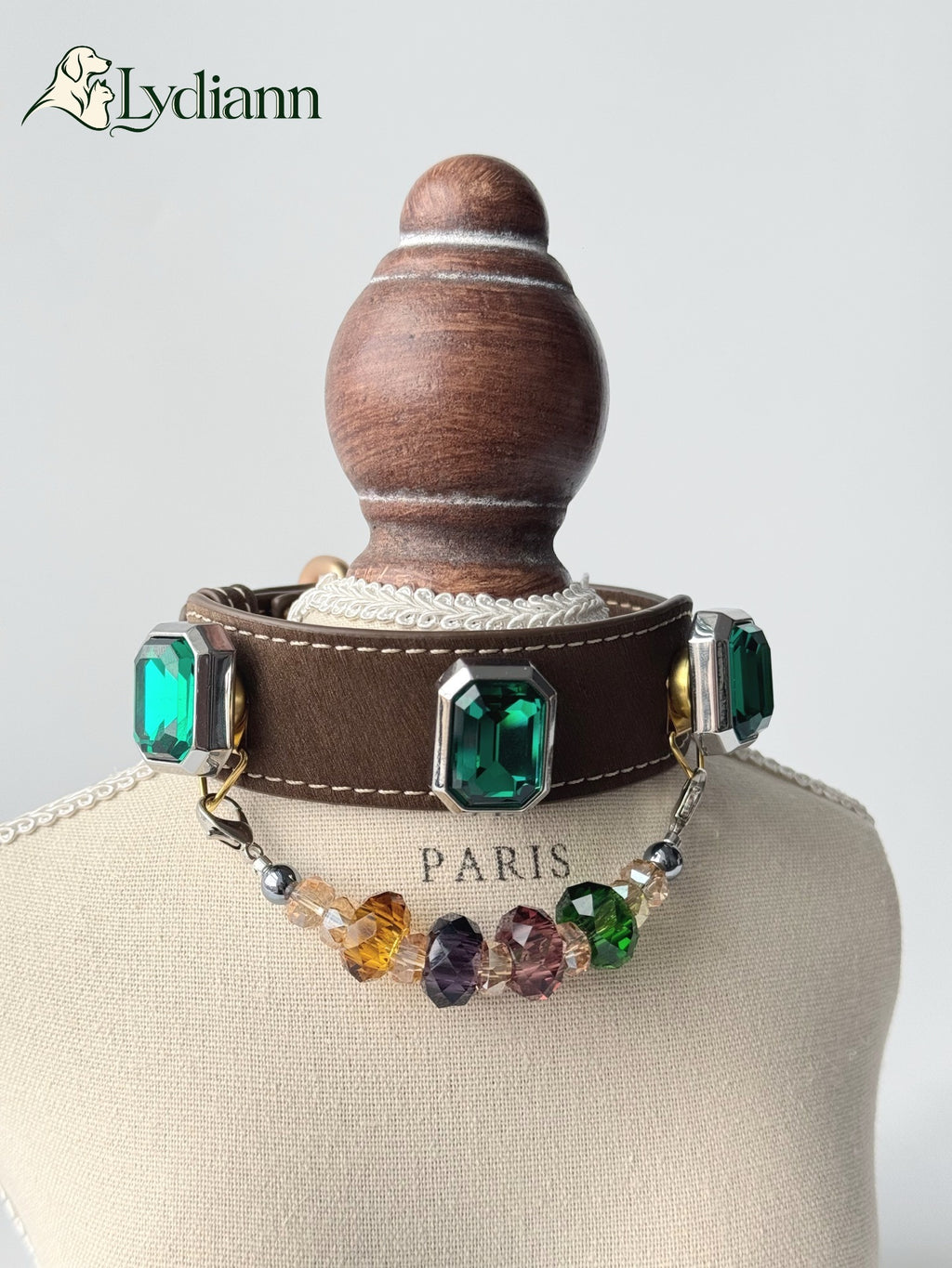 Emerald Green Agate Crystal Collar