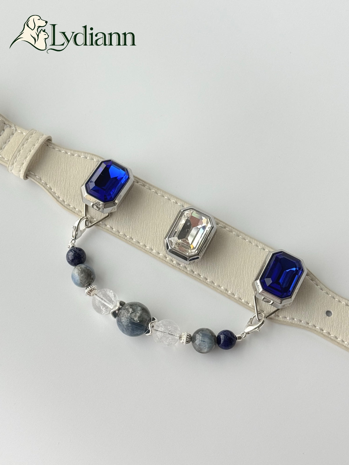 White Agate & Kyanite Crystal Pet Collar