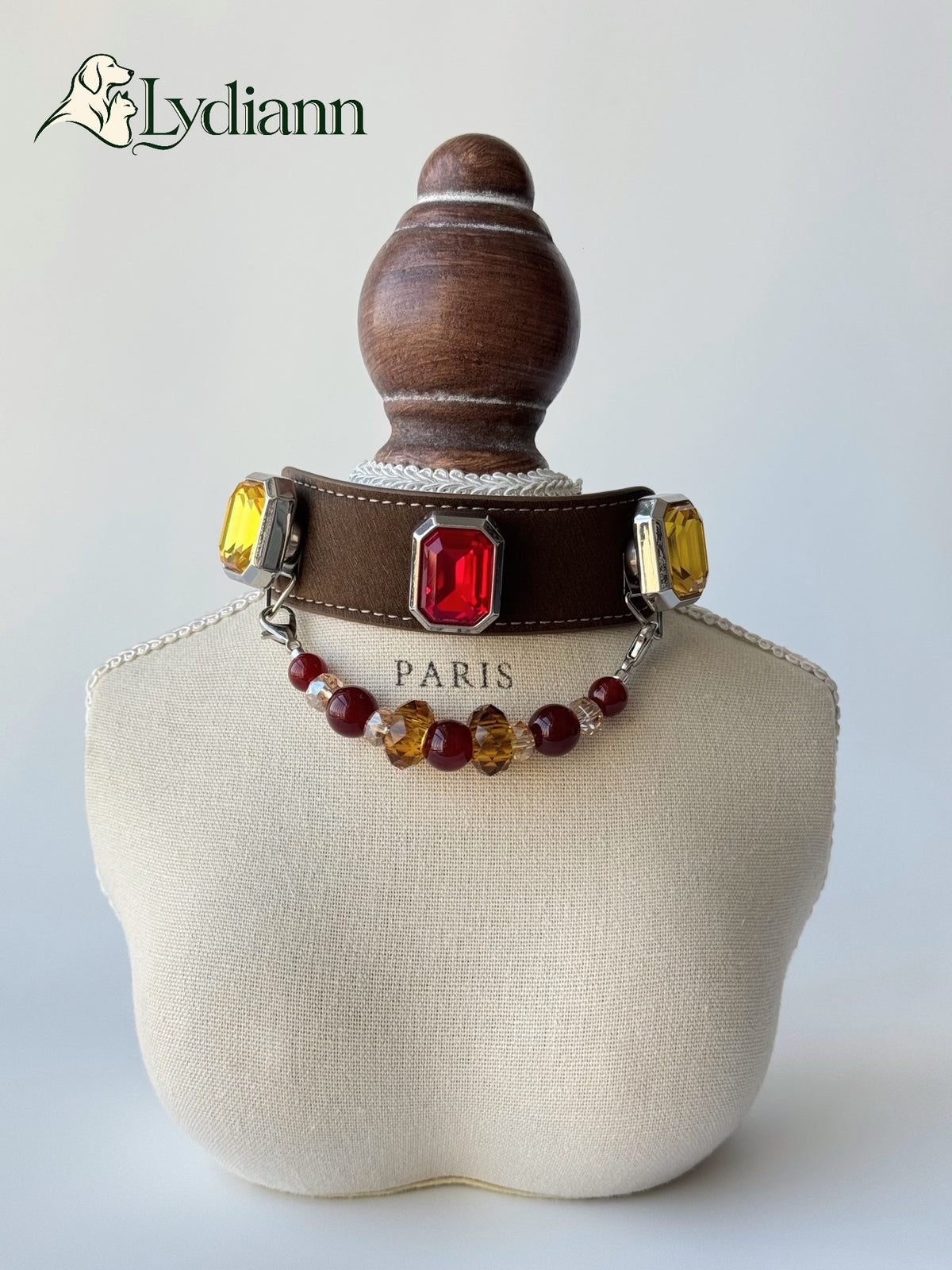 Red Agate Amber Crystal Collar